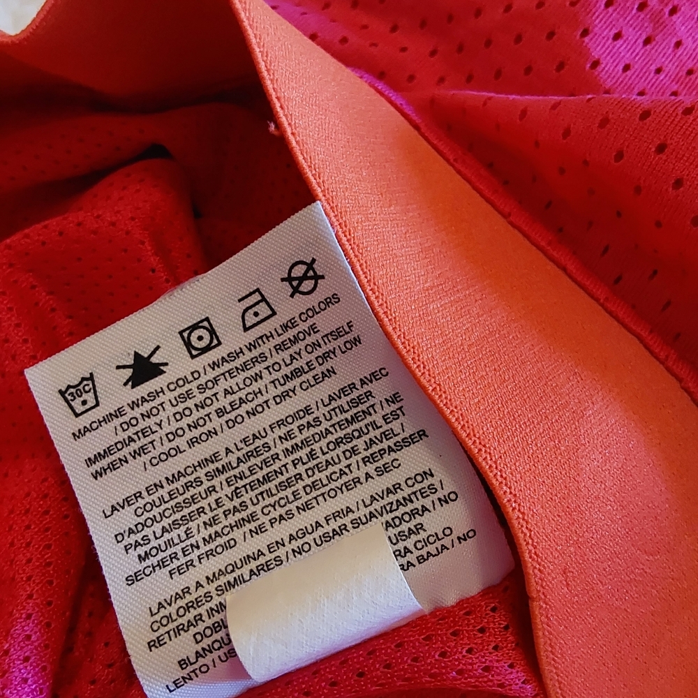 🌺 2 Pairs of Nike Dri-Fit Athletic/Running Shorts - Picture 8 of 15